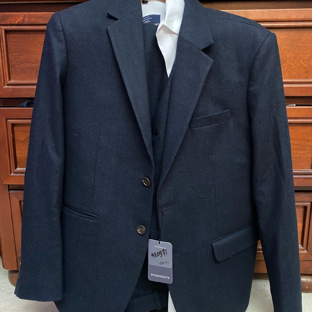 Men's Navy Suit Jacket by Sunbounds